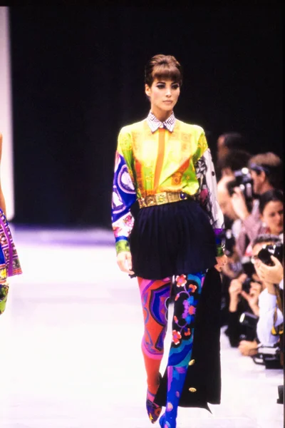 Look 48